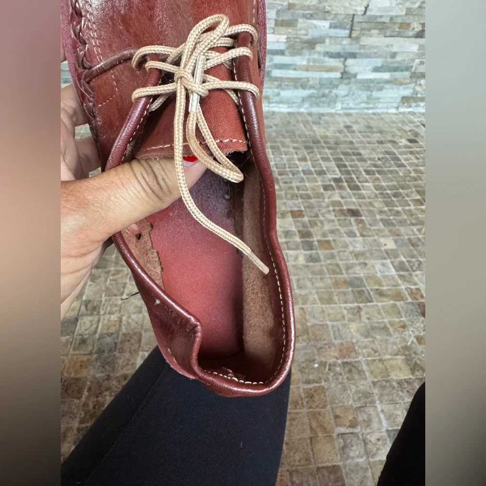 Mean leather shoes *please read